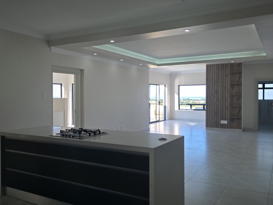 4 Bedroom Property for Sale in Fountains Estate Eastern Cape